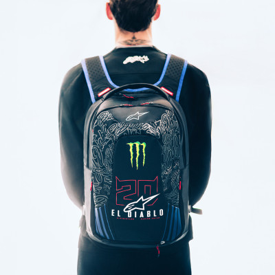 batoh CITY HUNTER V2 FQ20 MONSTER kolekce, ALPINESTARS (černá/červená fluo/modrá/zelená, objem 22 l) 2026