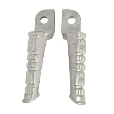 BIKETEC sada přední stupačky (řidiče) HYOSUNG GT 250R '04-17, GT 650R '04-17, stříbrné